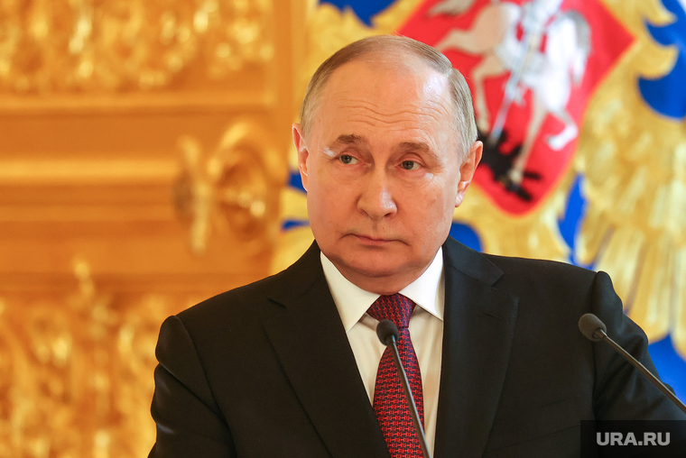 Путин наделил ФСБ правом участвовать в отборе призывников