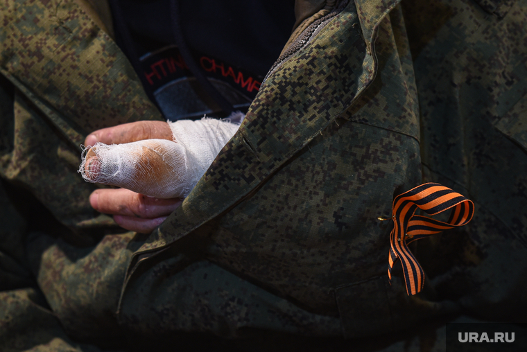 Военнослужащие ДНР вернулись из украинского плена. Встреча с родными. ДНР, пленные, военнослужащие днр