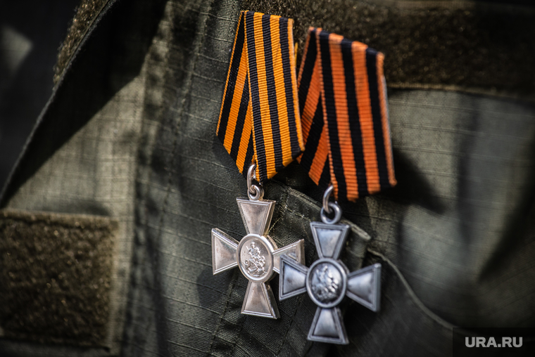 Выпускники Екатеринбургского суворовского военного училища. Екатеринбург , награда, георгиевский крест