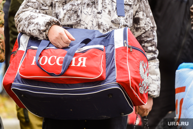 Отправка мобилизованных из Калининского военкомата. Челябинск, призывники, мобилизация, мобилизованные