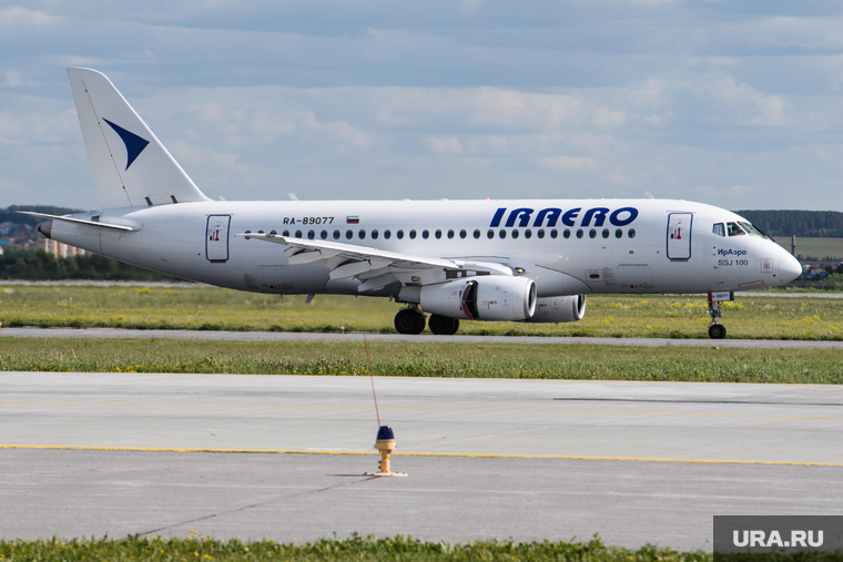 Споттинг в аэропорту "Кольцово". Екатеринбург, сухой суперджет, ssj100, sukhoi superjet100, sukhoi superjet 100, авиакомпания ираэро, iraero