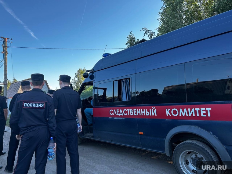 Следователи отрабатывали всю поступающую информацию