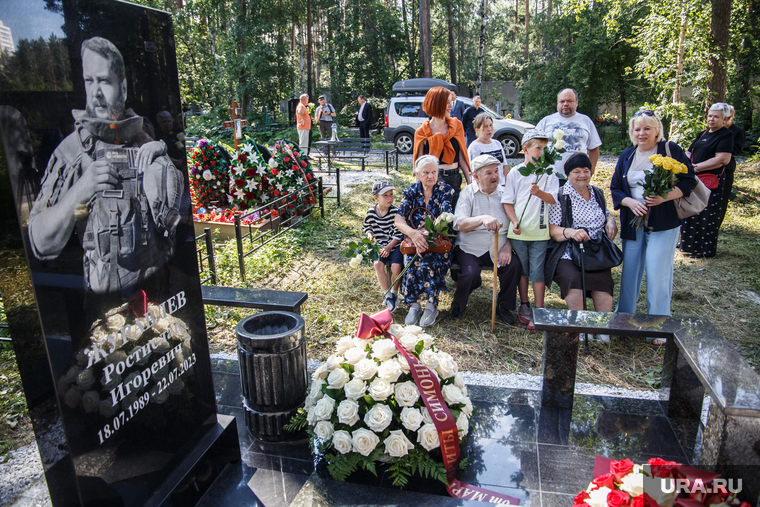 Памятник открыли 17 июля