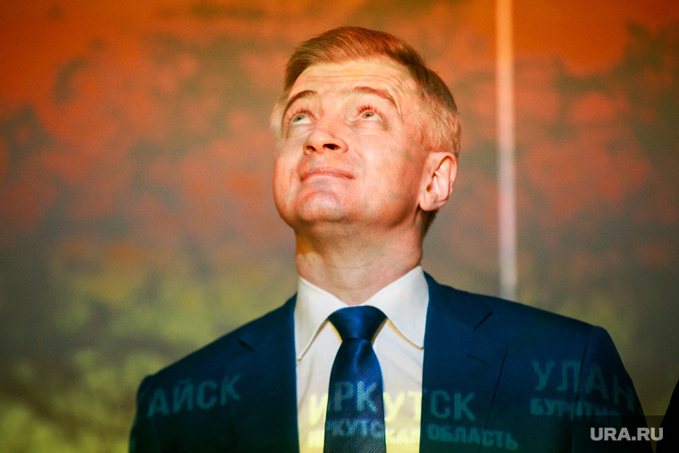 Кибовский имеет орден «За заслуги перед Отечеством» II степени и орден Святого Благоверного князя Даниила Московского III степени