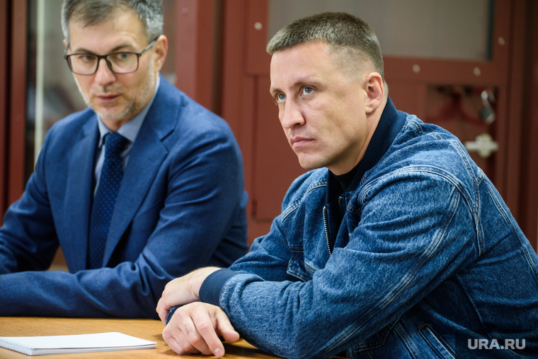 Александр Дисков внимательно слушал государственного обвинителя