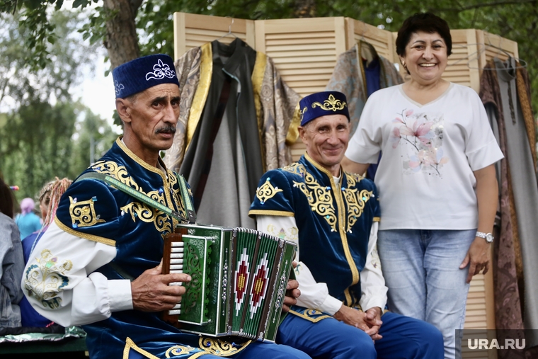 Сабантуй. Тюмень , татары, гармонист, гармонь, сабантуй