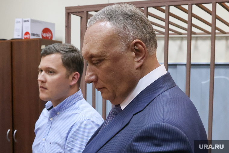 Басманный суд Москвы заключил под стражу до 2 октября сенатора от Тульской области Дмитрия Савельева