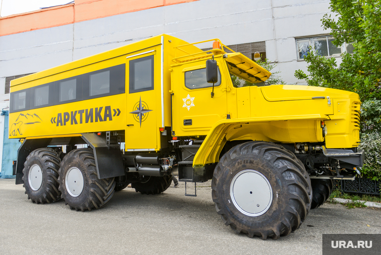 Автозавод Урал. Челябинск, уралаз, автозавод урал, арктический автобус