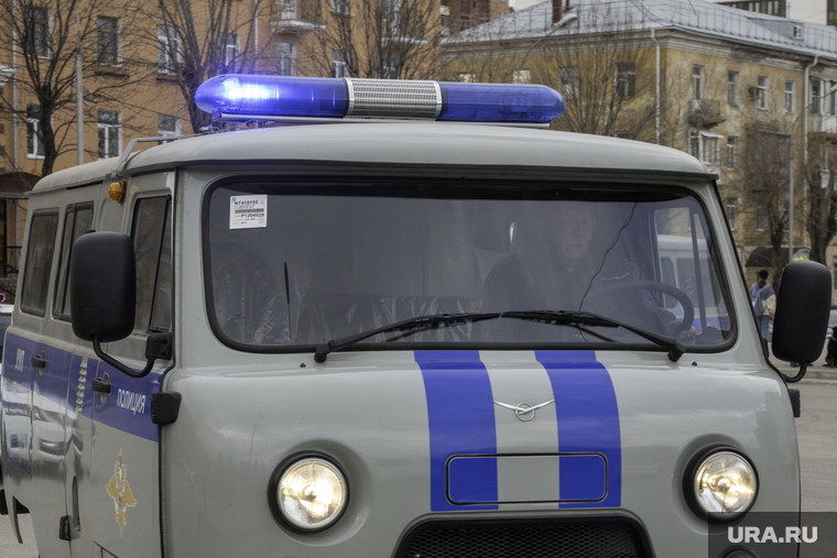Вручение служебных автомобилей сотрудникам полиции. Пермь, полиция, полицейский автомобиль, патрульный автомобиль, уаз полиции, авто полиции