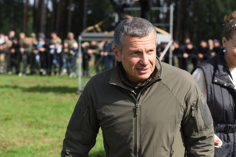 Соловьев прилетел в Екатеринбург поддержать участников соревнований