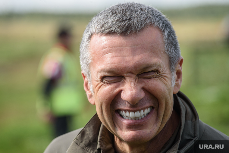 сказав, что они «молодцы и борются со злом»