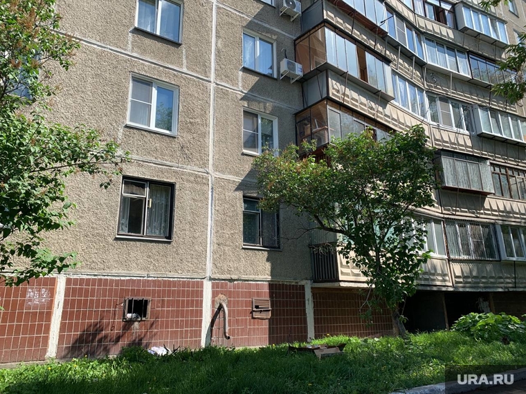 Челябинск, дом на Богдана Хмельницкого, где мать выбросила детей, дом челябинск