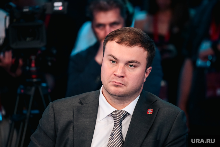 Панельная сессия Санкт-Петербургского экономического форума (ПМЭФ-2024) с участием Дениса Мантурова, Петра Фрадкова, Виталия Хоценко, Юрия Слюсаря, Катерины Тихоновой и Владимира Соловьёва. День второй., хоценко виталий