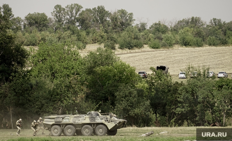 Спецназ погранслужбы ФСБ РФ в Южном военном округе.
, фсб, бтр, спецназ, сво
