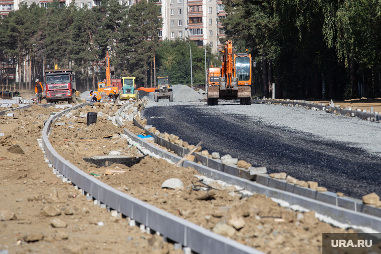 Глава Екатеринбурга в Чкаловском районе. Екатеринбурга, уктус, строительство автодороги, улица рощинская