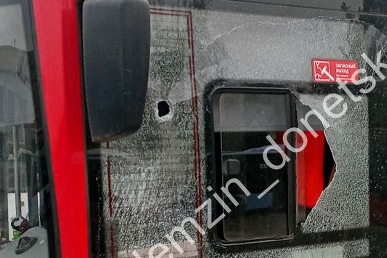 Взрывная волна взорвала стекла и повредила торговые точки рынка