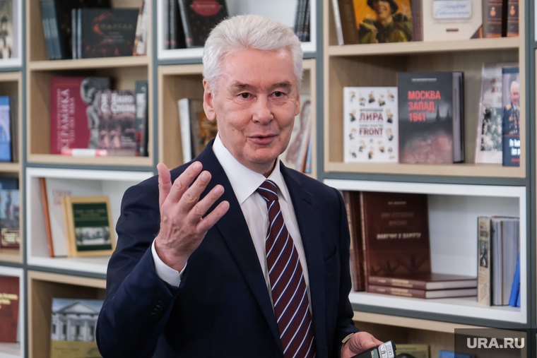 1 сентября М.В. Мишустин посетил школу 1579. Москва, собянин сергей