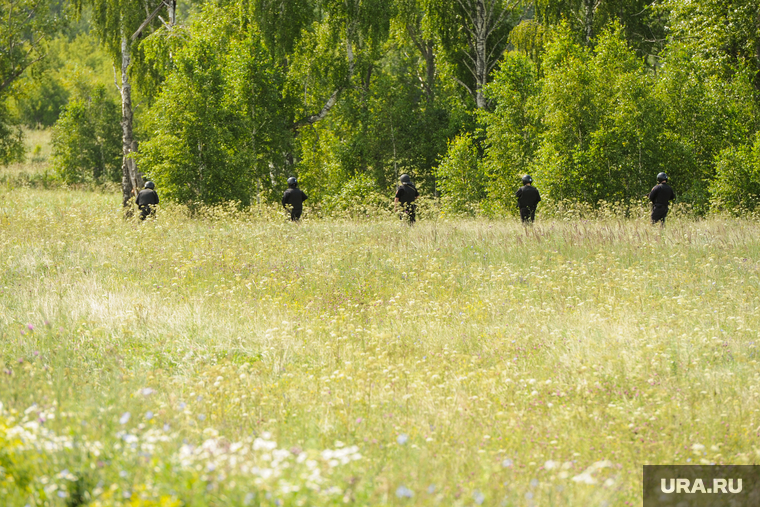 ФСБ, учения. Челябинск, перекрытие, полиция, оцепление, поиск, антитеррористические учения, контр-террористическая операция