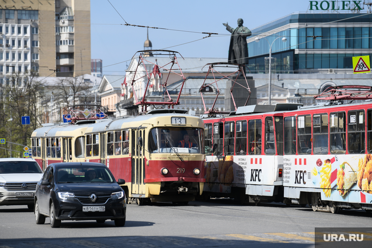 Виды города. Екатеринбург, общественный транспорт, город екатеринбург, трамвай, татра т3