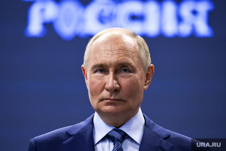Владимир Путин на выставке "Россия" на ВДНХ. Москва, путин владимир