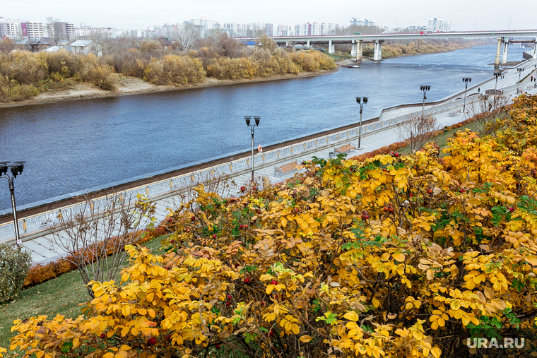 Виды города, осень. Тюмень, набережная, виды тюмени