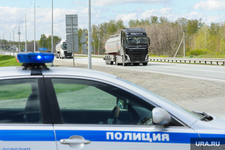 Пит-стоп для водителей. Челябинск, большегруз, фура, полиция, автотранспорт, проблесковый маячок, гибдд, дпс, проверка на дорогах, гаи, дорога, автотранспорт, дальнобой, дорожный трафик