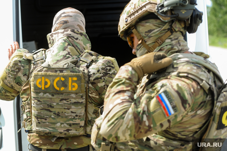 ФСБ, учения. Челябинск, фсб, силовики, оружие, антитеррористические учения, контр-террористическая операция, чекисты