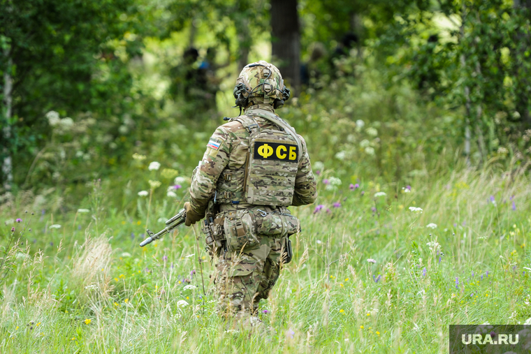 ФСБ, учения. Челябинск, фсб, силовики, военные, оружие, вооружение, амуниция, антитеррористические учения, контр-террористическая операция, чекисты