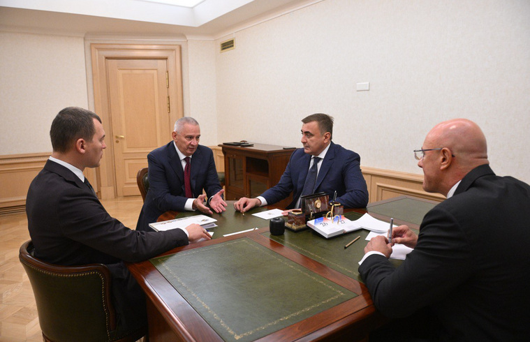Инициативу оценил помощник Президента РФ Алексей Дюмин