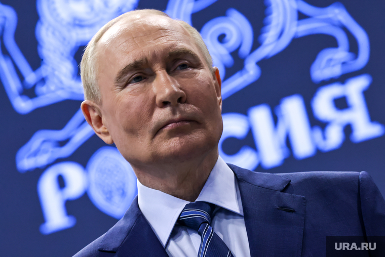 Владимир Путин на выставке "Россия" на ВДНХ. Москва, путин владимир