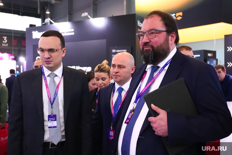 Свердловские компании активно развиваются в области IT-технологии, заявил министр после осмотра выставки