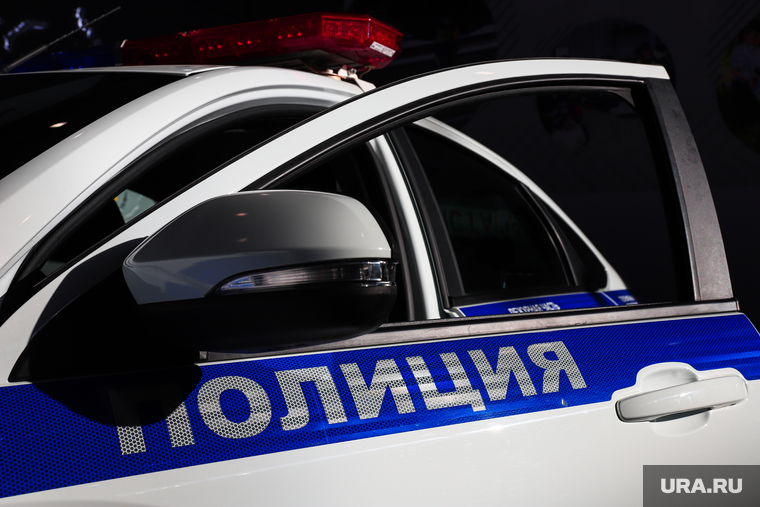 Павильоны специализированной выставки «Дорога». Екатеринбург, машина полиции, полицейская машина, полиция, дпс