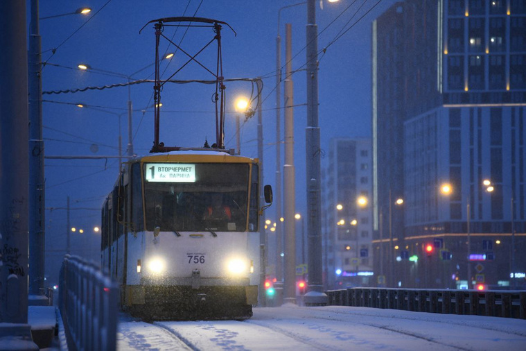 Снегопад повлиял и на работу общественного транспорта