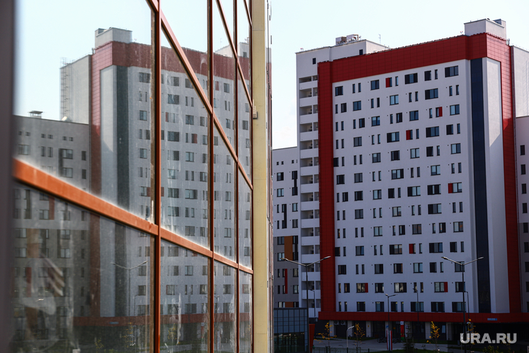 Пресс-тур на стройплощадку второй очереди кампуса УрФУ в районе Новокольцовский. Екатеринбург , кампус урфу