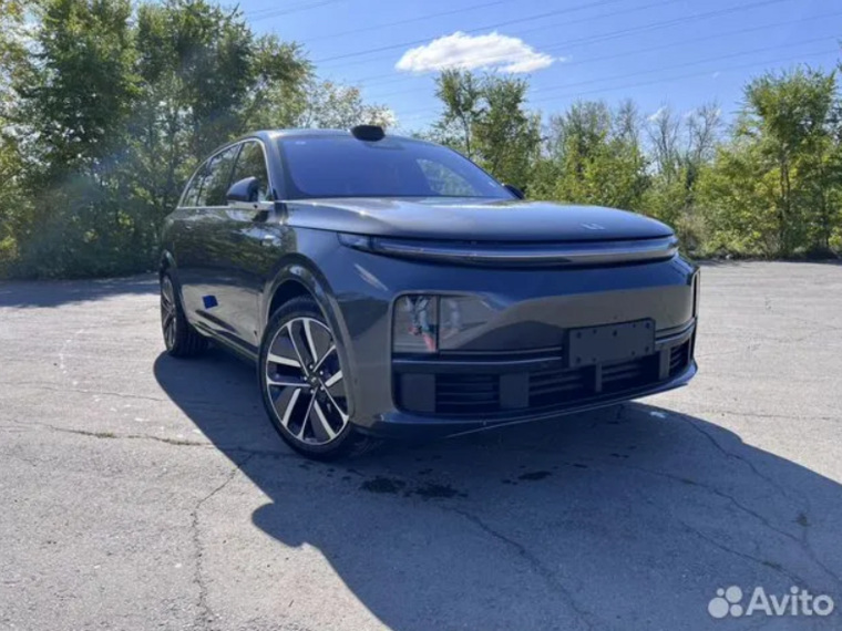 Автомобиль продают за 7 150 000 рублей
