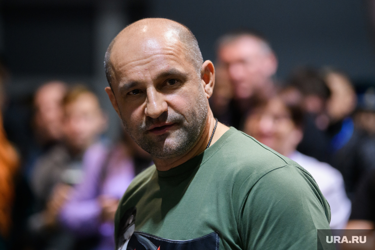Полпред УрФО Артем Жога на «Форуме добровольцев большого Урала». Свердловская область, Верхняя Пышма, жога артем