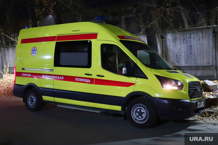 Обстановка после пожара у ИК-10. Екатеринбург, реанимация, скорая помощь