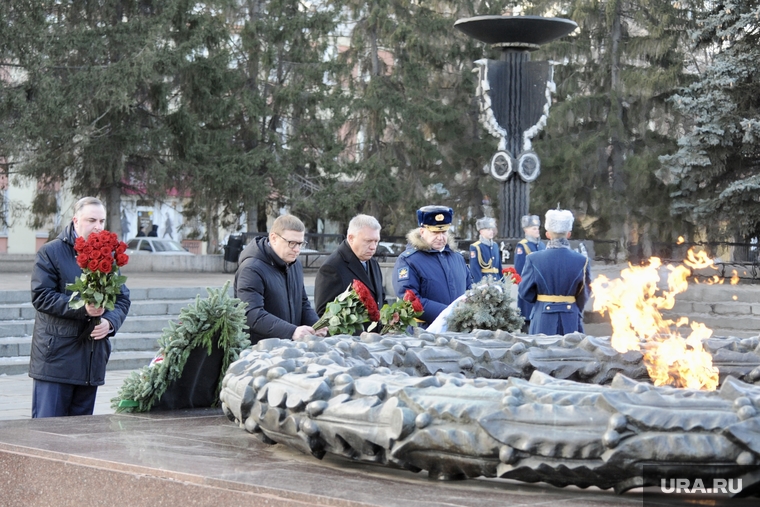 Возложение цветов в день Неизвестного солдата. Челябинск, чернятьев денис, текслер алексей, гербер олег