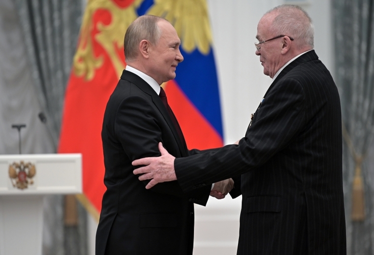 В 2012 году академик Велихов стал доверенным лицом Путина