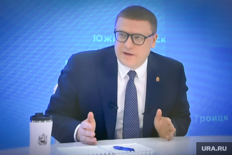 Прямая линия Алексея Текслера. Челябинск, текслер в телевизоре