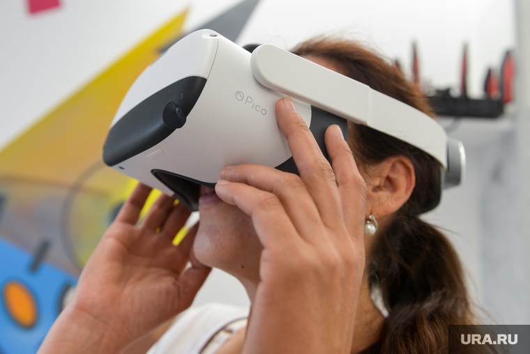 Школьники смогут узнать историю России через VR-очки