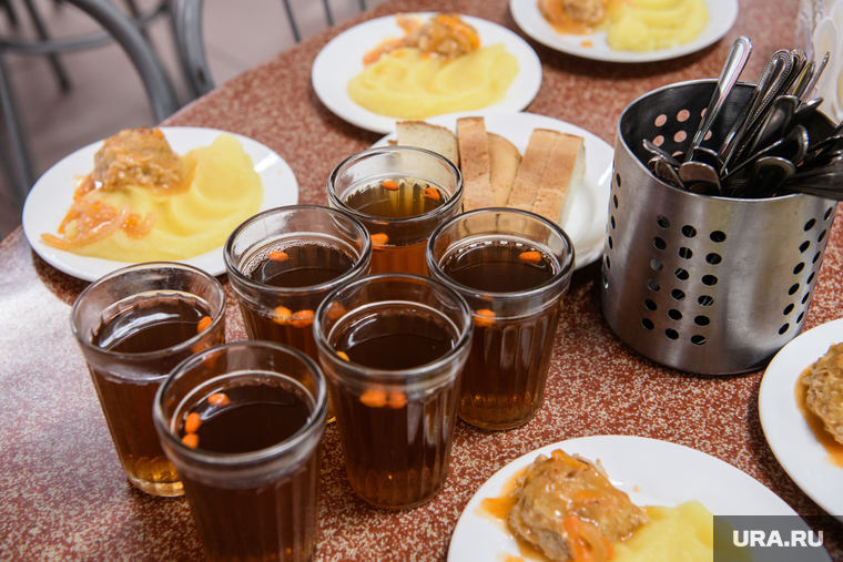 Школьные столовые. Екатеринбург , картофельное пюре, школьная столовая, школьное питание