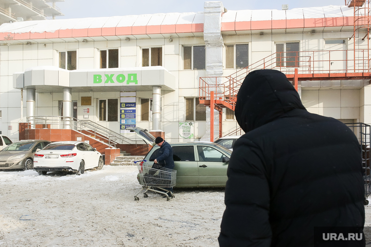 Рынок. Тюмень, мошенник, бандит, центральный рынок, преступник, рынок, ул герцена 95