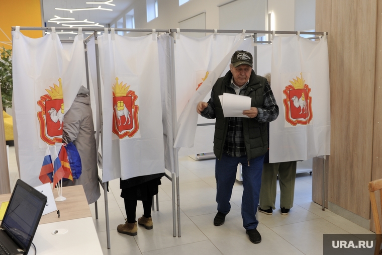 Новый день, выборы. Челябинск, выборы, избирательный участок, голосование