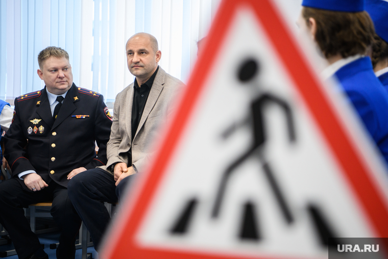 Визит полпреда РФ в УрФО Артема Жоги в школу № 23. Екатеринбург , спиридонов алексей, жога артем