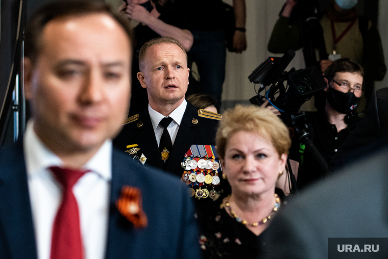 Роман Масленников (с орденами) публичность не любит