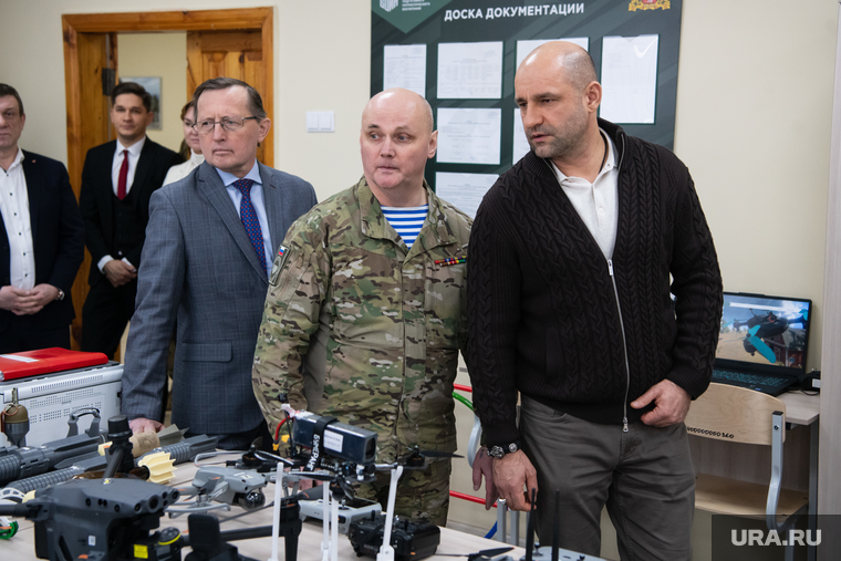 Полпред президента РФ в УрФО Артём Жога с визитом в центре «Воин». Екатеринбург , креков павел, жога артем
