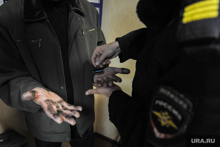 Операция "Ночь" полиции Курчатовского района. Челябинск, отпечатки пальцев, дактилоскопия, полиция, участковый пункт полиции, силовики