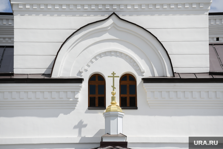 Освящение храма Александра Невского. Алапаевск, храм, церковь, собор, православие, церковная архитектура