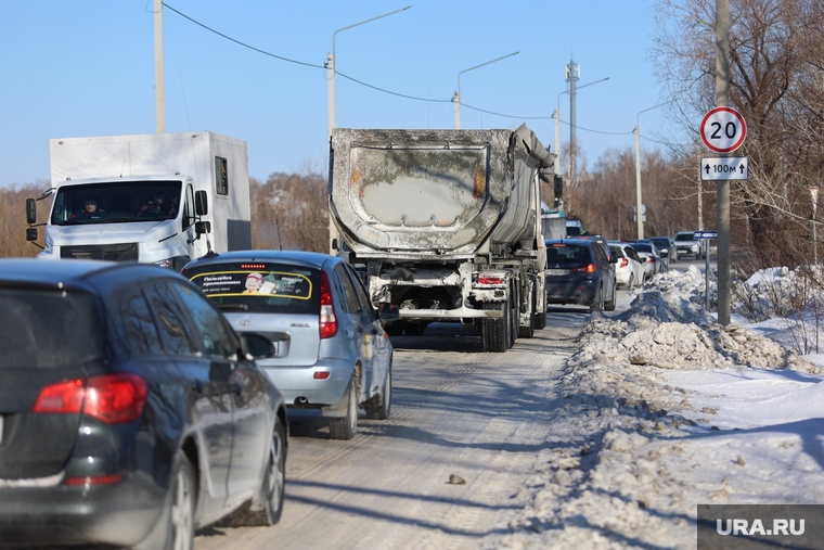 Шоссе Ботаническое. Курган, пробка автомобильная, шоссе батоническое